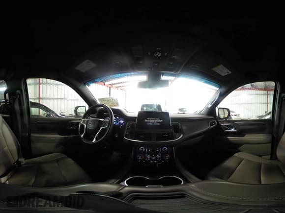 ✅ 2022 Chevrolet Suburban LT • VIN: 1GNSKCKD7NR235784 • Lot: 42336595. Listed on IAAI with 71,125 mi. Free auction sales archive from the USA and detailed vehicle history report at DreamBid. Image 18.