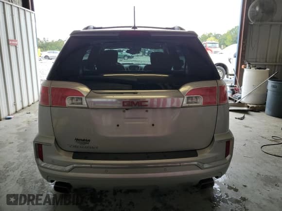 ✅ 2017 GMC Terrain Denali • VIN: 2GKFLRE37H6222342 • Lot: 84039155. Wystawiony na Copart z przebiegiem 75 915 mil. Bezpłatny archiwum sprzedaży aukcyjnych z USA i szczegółowy raport historii pojazdu na DreamBid. Zdjęcie 6.