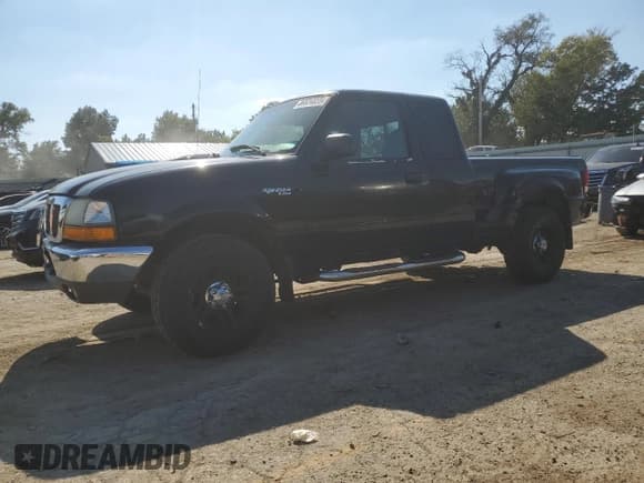 ✅ 2000 Ford Ranger XL • VIN: 1FTZR15V0YPA93516 • Lot: 86834855. Listed on Copart with 180,754 mi. Free auction sales archive from the USA and detailed vehicle history report at DreamBid. Image 1.