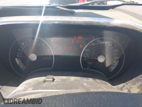 ✅ 2010 Ford Explorer XLT • VIN: 1FMEU6DE7AUA32162 • Lot: 42322017. Wystawiony na IAAI z przebiegiem 201 238 mil. Bezpłatny archiwum sprzedaży aukcyjnych z USA i szczegółowy raport historii pojazdu na DreamBid. Zdjęcie 7.