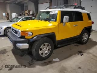 ✅ 2007 Toyota FJ Cruiser • VIN: JTEBU11FX70016170 • Lot: 66840154. Listed on Copart with 97,609 mi. Free auction sales archive from the USA and detailed vehicle history report at DreamBid. Image 1.