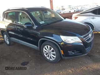✅ 2011 Volkswagen Tiguan S • VIN: WVGAV7AX6BW556836 • Lot: 43549722. Listed on IAAI with 112,437 mi. Free auction sales archive from the USA and detailed vehicle history report at DreamBid. Image 1.