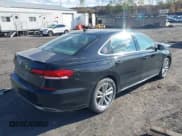 ✅ 2020 Volkswagen Passat SE • VIN: 1VWWA7A36LC001744 • Lot: 43606170. Wystawiony na IAAI z przebiegiem Nie podano. Bezpłatny archiwum sprzedaży aukcyjnych z USA i szczegółowy raport historii pojazdu na DreamBid. Zdjęcie 4.