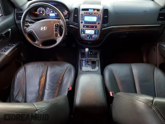 ✅ 2011 Hyundai Santa Fe Limited • VIN: 5XYZKDAG9BG005750 • Lot: 86076955. Listed on Copart with 132,140 mi. Free auction sales archive from the USA and detailed vehicle history report at DreamBid. Image 8.