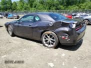 ✅ 2020 Dodge Challenger SXT • VIN: 2C3CDZAG9LH198406 • Lot: 55082374. Wystawiony na Copart z przebiegiem 80 764 mil. Bezpłatny archiwum sprzedaży aukcyjnych z USA i szczegółowy raport historii pojazdu na DreamBid. Zdjęcie 2.