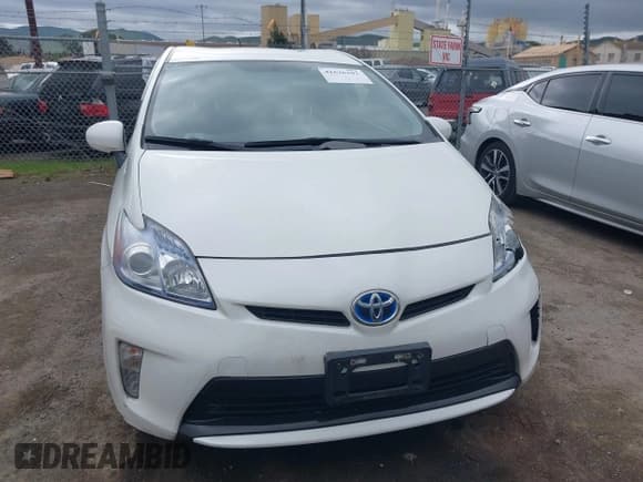 ✅ 2014 Toyota Prius • VIN: JTDKN3DP7E3055943 • Lot: 41626102. Listed on IAAI with 100,885 mi. Free auction sales archive from the USA and detailed vehicle history report at DreamBid. Image 12.