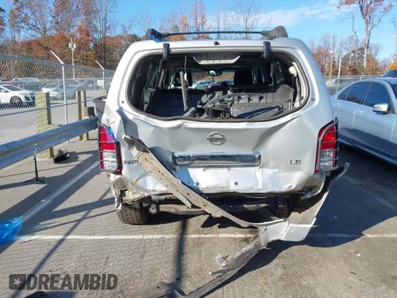 ✅ 2005 Nissan Pathfinder SE • VIN: 5N1AR18U95C768150 • Lot: 43709733. Listed on IAAI with 227,859 mi. Free auction sales archive from the USA and detailed vehicle history report at DreamBid. Image 6.