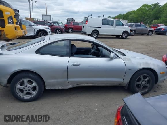 ✅ 1997 Toyota Celica ST • VIN: JT2DB02T1V0071940 • Lot: 42253865. Wystawiony na IAAI z przebiegiem 256 317 mil. Bezpłatny archiwum sprzedaży aukcyjnych z USA i szczegółowy raport historii pojazdu na DreamBid. Zdjęcie 13.