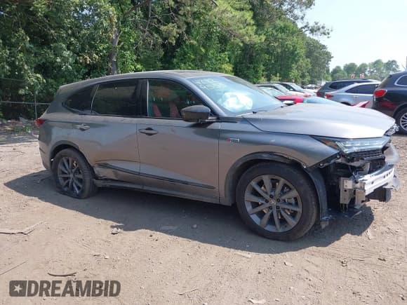 ✅ 2025 Acura MDX w/A-Spec Package • VIN: 5J8YE1H08SL032910 • Lot: 42829553. Listed on IAAI with 1,356 mi. Free auction sales archive from the USA and detailed vehicle history report at DreamBid. Image 13.