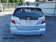 ✅ 2010 Honda Fit Sport • VIN: JHMGE8H44AC009868 • Лот: 62073225. Опубликован ранее на Copart с пробегом 169 737 миль. Бесплатный доступ к архиву аукционных продаж из США и подробный отчёт об истории автомобиля на DreamBid. Изображение 6.