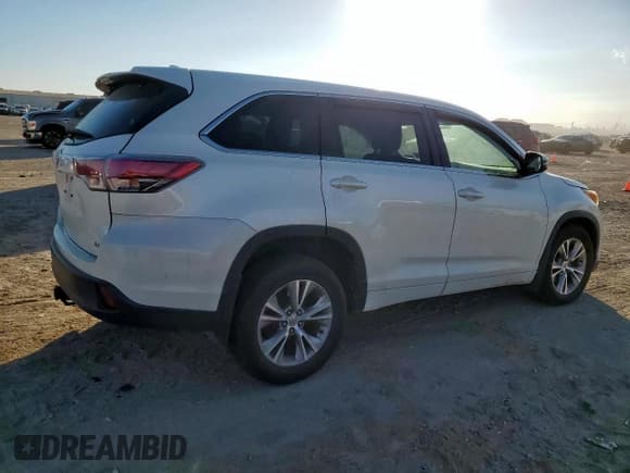 ✅ 2014 Toyota Highlander LE Plus • VIN: 5TDZKRFH4ES031081 • Lot: 84073815. Wystawiony na Copart z przebiegiem 165 517 mil. Bezpłatny archiwum sprzedaży aukcyjnych z USA i szczegółowy raport historii pojazdu na DreamBid. Zdjęcie 3.