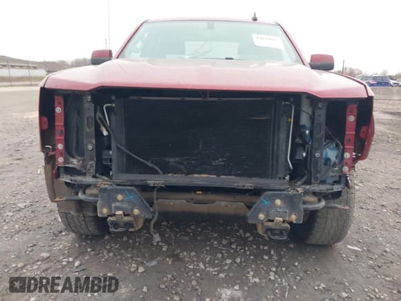 ✅ 2018 Chevrolet Silverado 1500 LT • VIN: 3GCUKREC6JG585828 • Lot: 43659037. Listed on IAAI with 130,703 mi. Free auction sales archive from the USA and detailed vehicle history report at DreamBid. Image 6.