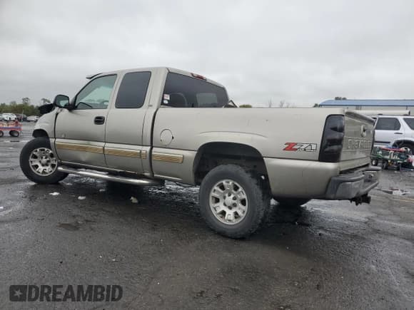 ✅ 2002 Chevrolet Silverado 1500 LS • VIN: 1GCEK19T22Z256528 • Лот: 73224024. Опубликован ранее на Copart с пробегом 220 988 миль. Бесплатный доступ к архиву аукционных продаж из США и подробный отчёт об истории автомобиля на DreamBid. Изображение 2.