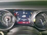 ✅ 2021 Jeep Wrangler Unlimited Sahara • VIN: 1C4JJXP68MW840101 • Лот: 94833705. Опубликован ранее на Copart с пробегом 37 930 миль. Бесплатный доступ к архиву аукционных продаж из США и подробный отчёт об истории автомобиля на DreamBid. Изображение 9.