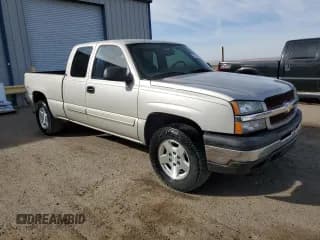 ✅ 2005 Chevrolet Silverado 1500 Z71 • VIN: 1GCEK19B85E148868 • Лот: 77848574. Опубликован ранее на Copart с пробегом 165 800 миль. Бесплатный доступ к архиву аукционных продаж из США и подробный отчёт об истории автомобиля на DreamBid. Изображение 4.