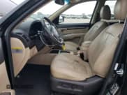 ✅ 2012 Hyundai Santa Fe Limited • VIN: 5XYZK4AG6CG110778 • Lot: 69934314. Listed on Copart with 172,850 mi. Free auction sales archive from the USA and detailed vehicle history report at DreamBid. Image 7.