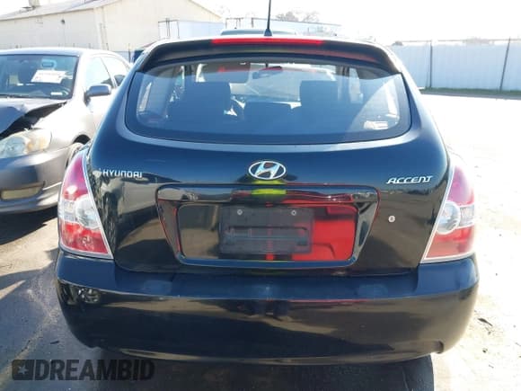 ✅ 2007 Hyundai Accent GS • VIN: KMHCM36C57U035894 • Лот: 41342632. Опубликован ранее на IAAI с пробегом 134 642 миль. Бесплатный доступ к архиву аукционных продаж из США и подробный отчёт об истории автомобиля на DreamBid. Изображение 17.