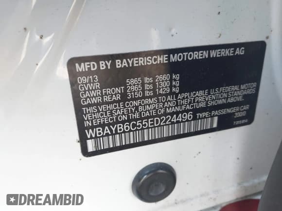 ✅ 2014 BMW 7 Series 750i xDrive • VIN: WBAYB6C55ED224496 • Lot: 41471012. Wystawiony na IAAI z przebiegiem 131 851 mil. Bezpłatny archiwum sprzedaży aukcyjnych z USA i szczegółowy raport historii pojazdu na DreamBid. Zdjęcie 9.