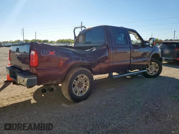 ✅ 2011 Ford F-250 Lariat • VIN: 1FT7W2BTXBEC51324 • Lot: 90506575. Listed on Copart with 204,809 mi. Free auction sales archive from the USA and detailed vehicle history report at DreamBid. Image 3.