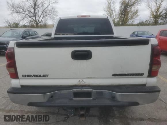 ✅ 2003 Chevrolet Silverado 1500 LS • VIN: 1GCEK19T23E370960 • Lot: 90586295. Listed on Copart with 281,731 mi. Free auction sales archive from the USA and detailed vehicle history report at DreamBid. Image 6.