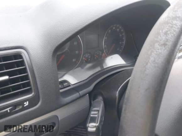 ✅ 2007 Volkswagen Jetta • VIN: 3VWGG71K67M125639 • Лот: 41382568. Опубликован ранее на IAAI с пробегом Не указан. Бесплатный доступ к архиву аукционных продаж из США и подробный отчёт об истории автомобиля на DreamBid. Изображение 7.