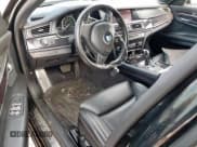 ✅ 2011 BMW 7 Series 750Li • VIN: WBAKB8C5XBCY64741 • Лот: 63798285. Опубликован ранее на Copart с пробегом 100 850 миль. Бесплатный доступ к архиву аукционных продаж из США и подробный отчёт об истории автомобиля на DreamBid. Изображение 8.