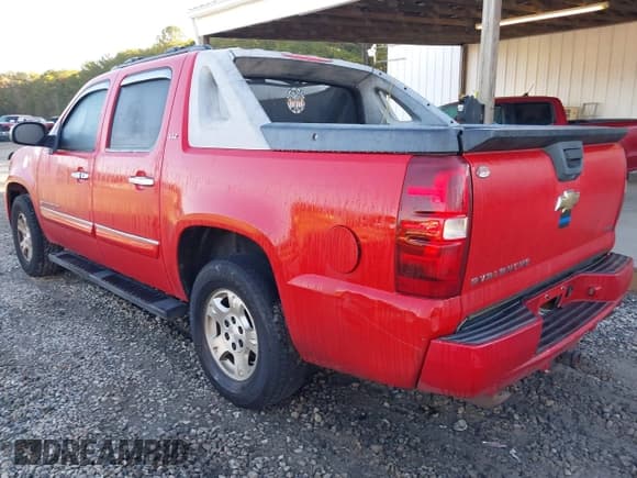 ✅ 2008 Chevrolet Avalanche 1LT • VIN: 3GNEC12038G163949 • Лот: 43600339. Опубликован ранее на IAAI с пробегом 288 893 миль. Бесплатный доступ к архиву аукционных продаж из США и подробный отчёт об истории автомобиля на DreamBid. Изображение 3.