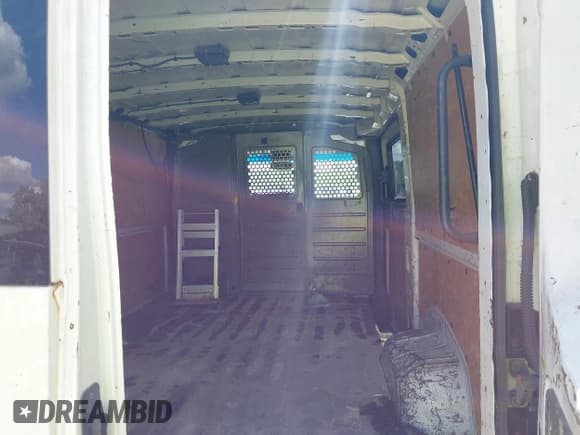 ✅ 2012 Nissan NV Cargo SL • VIN: 1N6AF0KY0CN107544 • Lot: 43138211. Wystawiony na IAAI z przebiegiem 324 339 mil. Bezpłatny archiwum sprzedaży aukcyjnych z USA i szczegółowy raport historii pojazdu na DreamBid. Zdjęcie 8.