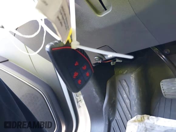 ✅ 2023 Chevrolet Silverado 1500 LT Trail Boss • VIN: 3GCUDFEDXPG331436 • Lot: 43460083. Wystawiony na IAAI z przebiegiem 10 196 mil. Bezpłatny archiwum sprzedaży aukcyjnych z USA i szczegółowy raport historii pojazdu na DreamBid. Zdjęcie 11.