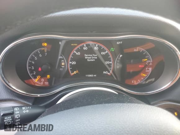 ✅ 2015 Jeep Grand Cherokee Limited • VIN: 1C4RJFBG4FC636641 • Лот: 82783955. Опубликован ранее на Copart с пробегом 115 963 миль. Бесплатный доступ к архиву аукционных продаж из США и подробный отчёт об истории автомобиля на DreamBid. Изображение 9.