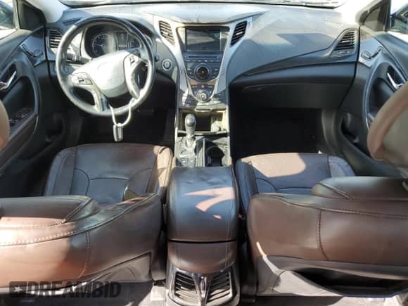 2012 Hyundai Azera z VIN KMHFG4JG4CA172955, wystawiony jako Copart lot #43373375 z przebiegiem 194 117 mil mil oraz Szkoda całkowita • Salvage title. Historia ofert i sprzedaży dostępna na DreamBid. Obrazek 8.