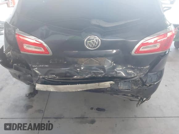 ✅ 2016 Buick Enclave Premium • VIN: 5GAKVCKD6GJ214850 • Lot: 42407868. Wystawiony na IAAI z przebiegiem 201 968 mil. Bezpłatny archiwum sprzedaży aukcyjnych z USA i szczegółowy raport historii pojazdu na DreamBid. Zdjęcie 6.