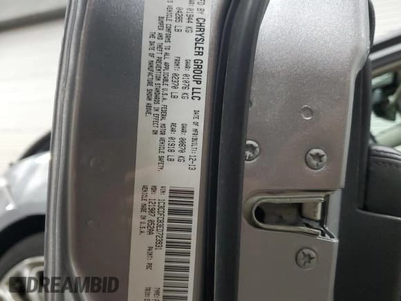 ✅ 2014 Dodge Dart Limited • VIN: 1C3CDFCB3ED723931 • Lot: 86322055. Wystawiony na Copart z przebiegiem 140 980 mil. Bezpłatny archiwum sprzedaży aukcyjnych z USA i szczegółowy raport historii pojazdu na DreamBid. Zdjęcie 12.