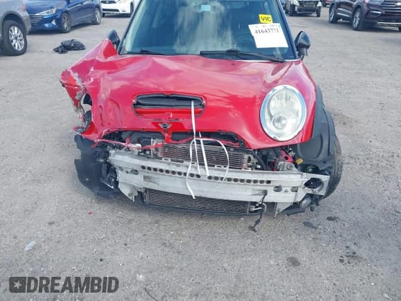 ✅ 2006 MINI Hardtop • VIN: WMWRC33526TK18176 • Lot: 41643771. Listed on IAAI with 115,778 mi. Free auction sales archive from the USA and detailed vehicle history report at DreamBid. Image 6.