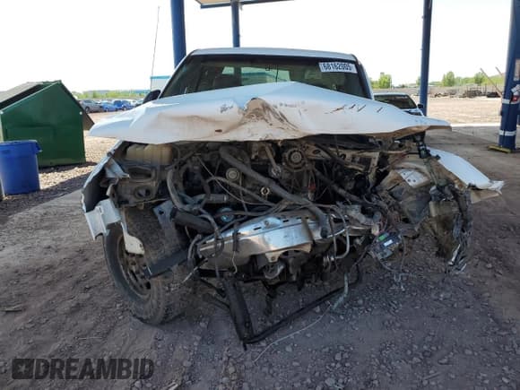 ✅ 2005 Chevrolet Silverado 2500HD Work Truck • VIN: 1GCHC29U95E298506 • Lot: 68162005. Listed on Copart with Not provided. Free auction sales archive from the USA and detailed vehicle history report at DreamBid. Image 5.
