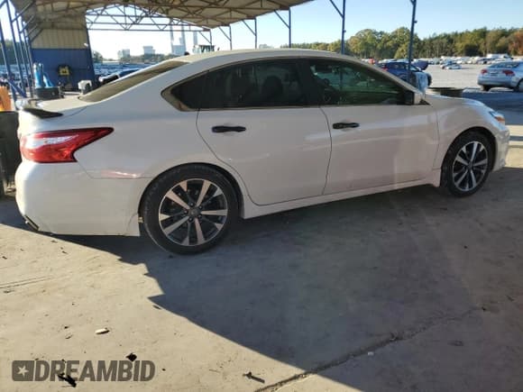 ✅ 2017 Nissan Altima SV • VIN: 1N4AL3AP8HC198142 • Lot: 91099935. Wystawiony na Copart z przebiegiem 95 311 mil. Bezpłatny archiwum sprzedaży aukcyjnych z USA i szczegółowy raport historii pojazdu na DreamBid. Zdjęcie 3.