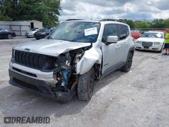 ✅ 2020 Jeep Renegade Latitude • VIN: ZACNJABB6LPL51031 • Lot: 42827729. Wystawiony na IAAI z przebiegiem 68 540 mil. Bezpłatny archiwum sprzedaży aukcyjnych z USA i szczegółowy raport historii pojazdu na DreamBid. Zdjęcie 2.
