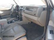 ✅ 2006 Jeep Commander • VIN: 1J8HH48N46C179520 • Лот: 41648362. Опубликован ранее на IAAI с пробегом 355 215 миль. Бесплатный доступ к архиву аукционных продаж из США и подробный отчёт об истории автомобиля на DreamBid. Изображение 5.