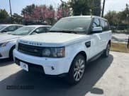 ✅ 2013 Land Rover Range Rover Sport HSE • VIN: SALSF2D44DA798902 • Lot: 85946835. Listed on Copart with 141,104 mi. Free auction sales archive from the USA and detailed vehicle history report at DreamBid. Image 2.