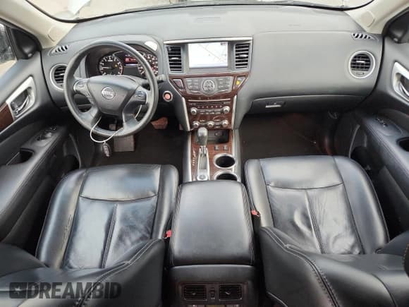 ✅ 2016 Nissan Pathfinder SV • VIN: 5N1AR2MM3GC604472 • Lot: 92615485. Listed on Copart with 82,320 mi. Free auction sales archive from the USA and detailed vehicle history report at DreamBid. Image 8.