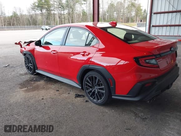 ✅ 2024 Subaru WRX Premium • VIN: JF1VBAH65R9815288 • Lot: 43695053. Listed on IAAI with 9,224 mi. Free auction sales archive from the USA and detailed vehicle history report at DreamBid. Image 3.