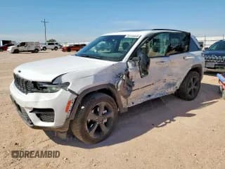 ✅ 2024 Jeep Grand Cherokee Limited • VIN: 1C4RJHBGXRC178068 • Лот: 65146445. Опубликован ранее на Copart с пробегом 5 293 миль. Бесплатный доступ к архиву аукционных продаж из США и подробный отчёт об истории автомобиля на DreamBid. Изображение 1.