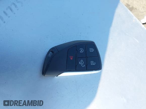 ✅ 2023 Chevrolet Silverado 1500 LT • VIN: 1GCUDDED8PZ311819 • Lot: 42205563. Listed on IAAI with 26,701 mi. Free auction sales archive from the USA and detailed vehicle history report at DreamBid. Image 11.