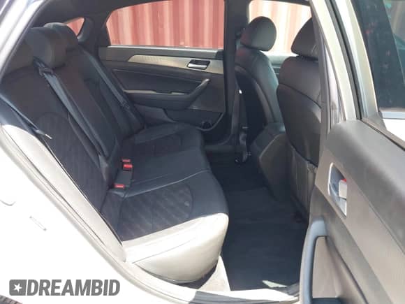 2018 Hyundai Sonata Limited with VIN 5NPE34AB4JH694622, listed as a IAAI auction lot 42597635 with 67,226 mi miles and . Bid and sale history available at DreamBid. Image 8.