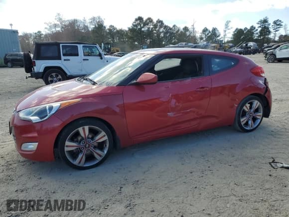 ✅ 2013 Hyundai Veloster w/Gray Int • VIN: KMHTC6AD7DU122924 • Lot: 83665054. Wystawiony na Copart z przebiegiem 98 270 mil. Bezpłatny archiwum sprzedaży aukcyjnych z USA i szczegółowy raport historii pojazdu na DreamBid. Zdjęcie 1.