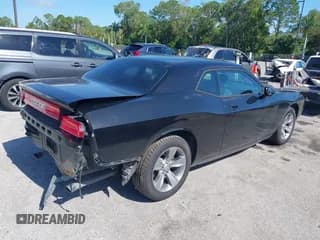 ✅ 2010 Dodge Challenger SE • VIN: 2B3CJ4DV9AH238502 • Lot: 39465663. Wystawiony na IAAI z przebiegiem 139 542 mil. Bezpłatny archiwum sprzedaży aukcyjnych z USA i szczegółowy raport historii pojazdu na DreamBid. Zdjęcie 4.