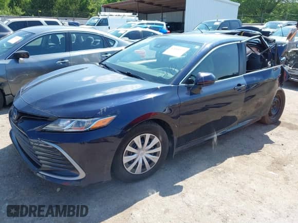 2022 Toyota Camry Hybrid LE с VIN 4T1C31AK2NU570166, выставлен на аукционе IAAI как лот 42453372 с пробегом Не указан миль и . История ставок и продаж доступна на DreamBid. Изображение 17.