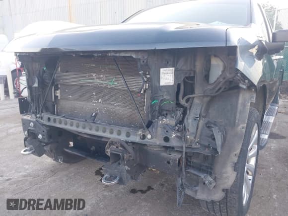 ✅ 2020 Chevrolet Silverado 1500 High Country • VIN: 3GCUYHEL9LG204193 • Lot: 43716850. Listed on IAAI with 112,797 mi. Free auction sales archive from the USA and detailed vehicle history report at DreamBid. Image 6.