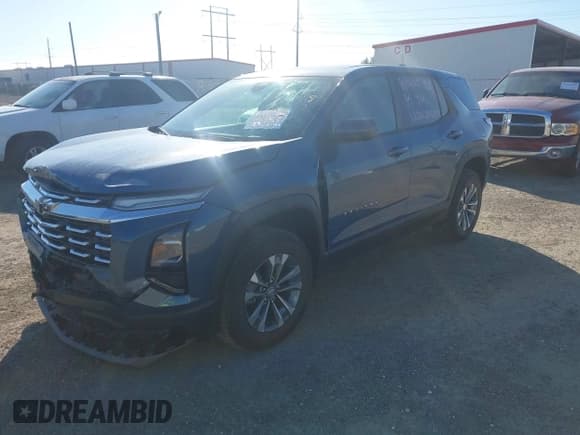 ✅ 2026 Chevrolet Equinox AWD LT • VIN: 3GNAXPEG2TL243810 • Lot: 43593826. Wystawiony na IAAI z przebiegiem 796 mil. Bezpłatny archiwum sprzedaży aukcyjnych z USA i szczegółowy raport historii pojazdu na DreamBid. Zdjęcie 2.