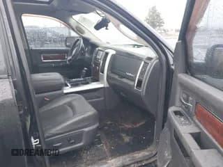 ✅ 2010 Dodge 1500 SLT • VIN: 1D7RV1CT8AS142208 • Lot: 41062273. Wystawiony na IAAI z przebiegiem 233 623 mil. Bezpłatny archiwum sprzedaży aukcyjnych z USA i szczegółowy raport historii pojazdu na DreamBid. Zdjęcie 5.